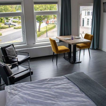 The Town Hotel Studios Appartments Zuidzande Kültér fotó